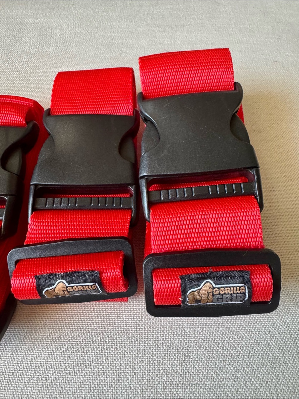 Gorilla Grip Red Luggage Straps with Quick-Release Buckles - Set of 4 - Picture 4 of 5